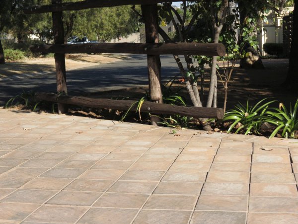 Paving failure when pavers are meant to be installed in a straight line but the install