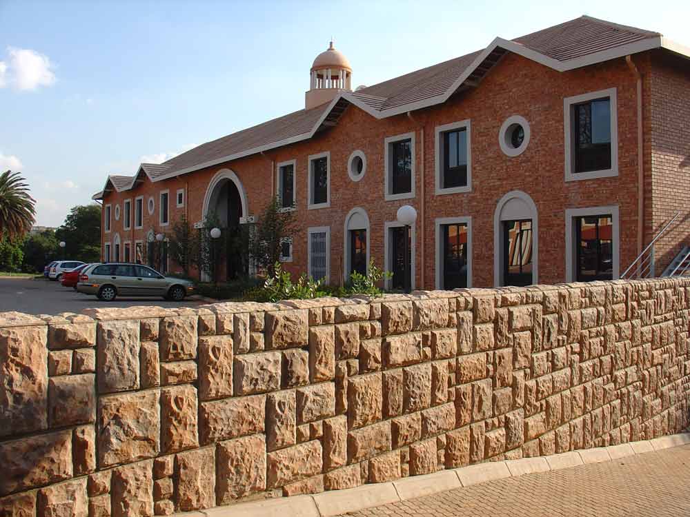 Drakensberg Cladding installed in Sandstone