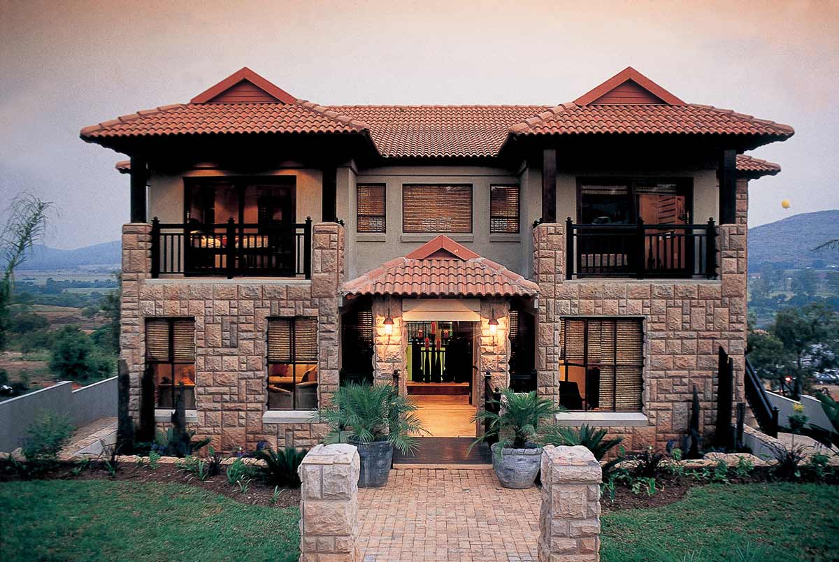 SmartStone Drankensberg Cladding installed on Site