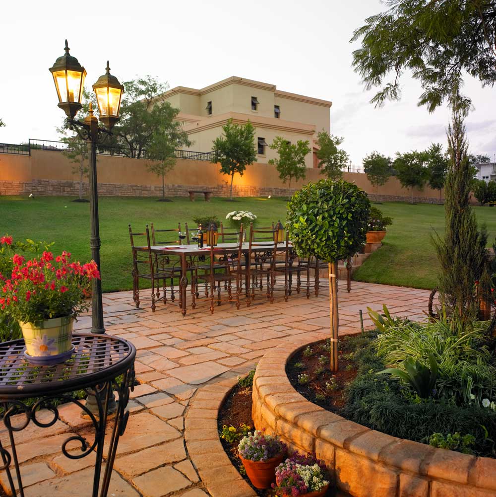 Old Cape Paver used on a Garden Patio